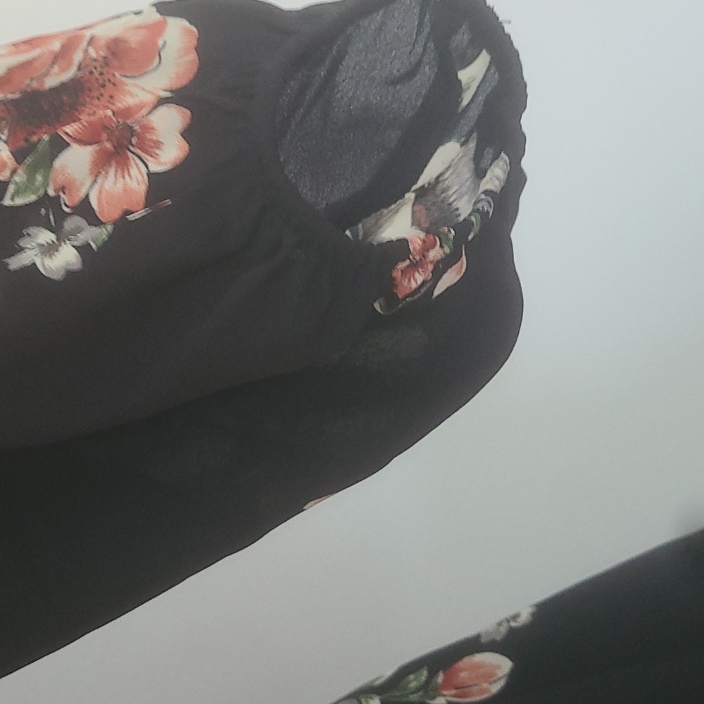 Dress - Picture 3 of 5